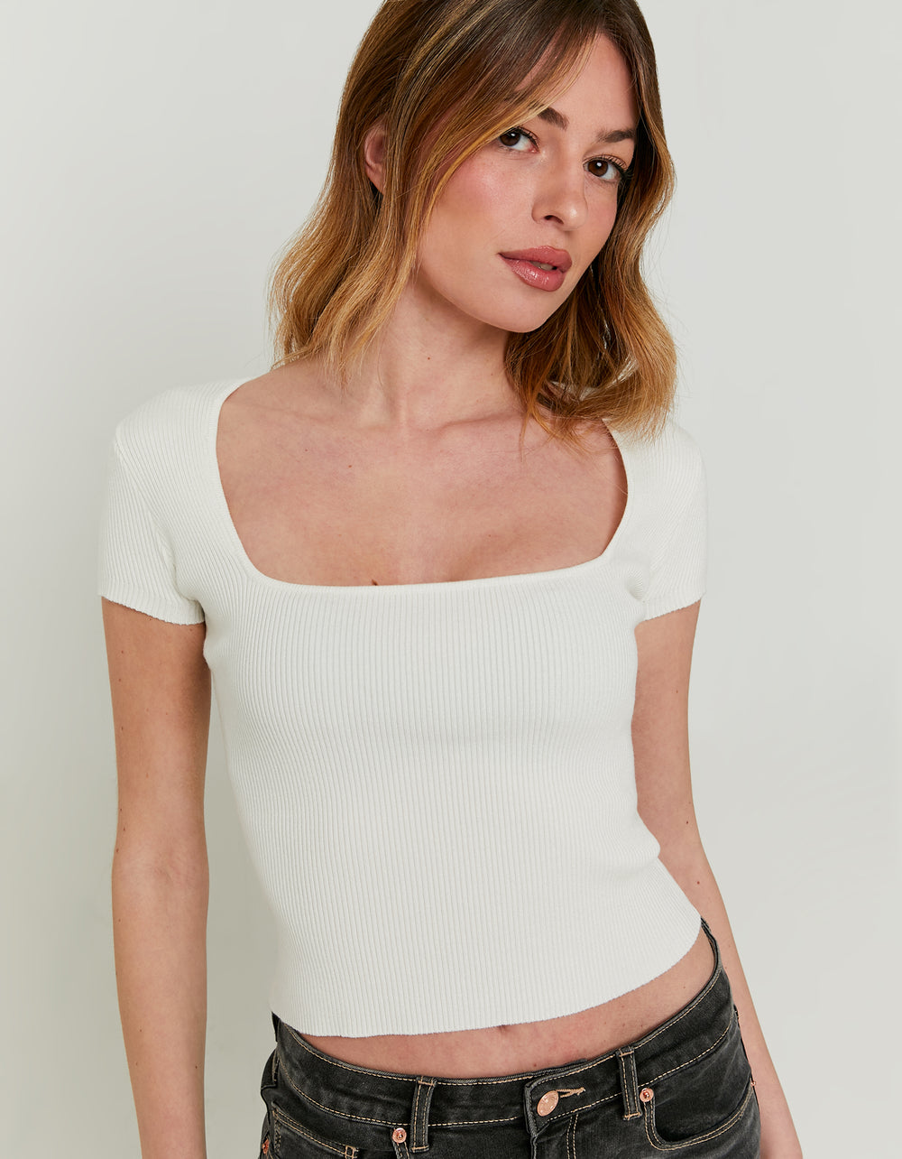 Ladies White Short Sleeve Knitted Top-Model Front View
