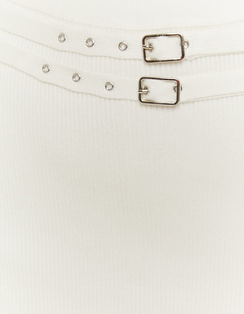 Ladies White Knitted Skort With Double Belt-Belt View