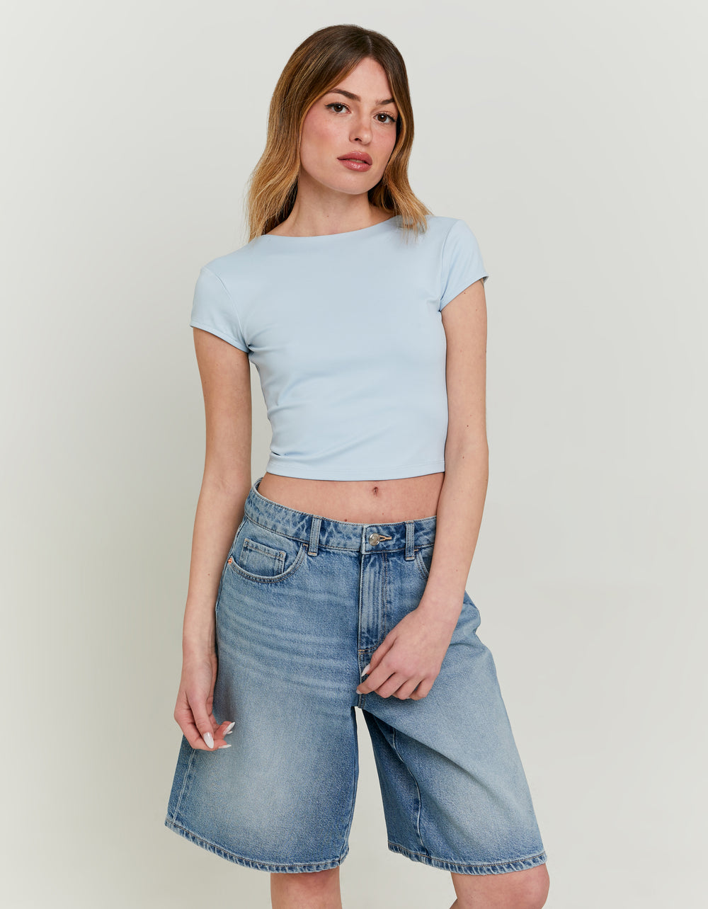 Ladies Blue Blackless Basic Top-Model Front View