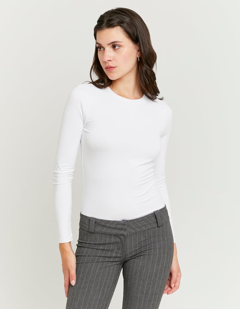 Tally Weijl Basic White Long Sleeve T-Shirt WHITE model front view
