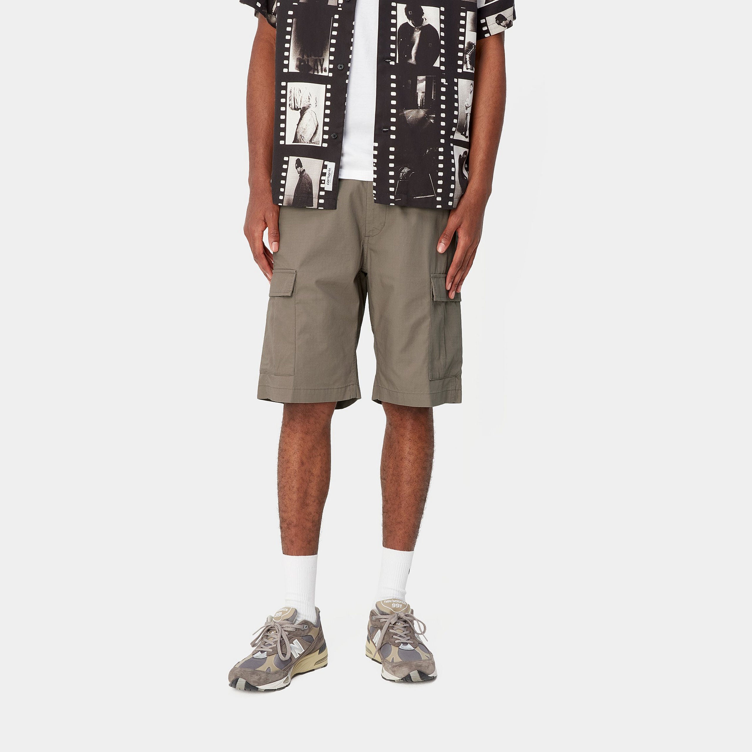 Carhartt WIP Aviation Cargo Short-Branch Branch front view