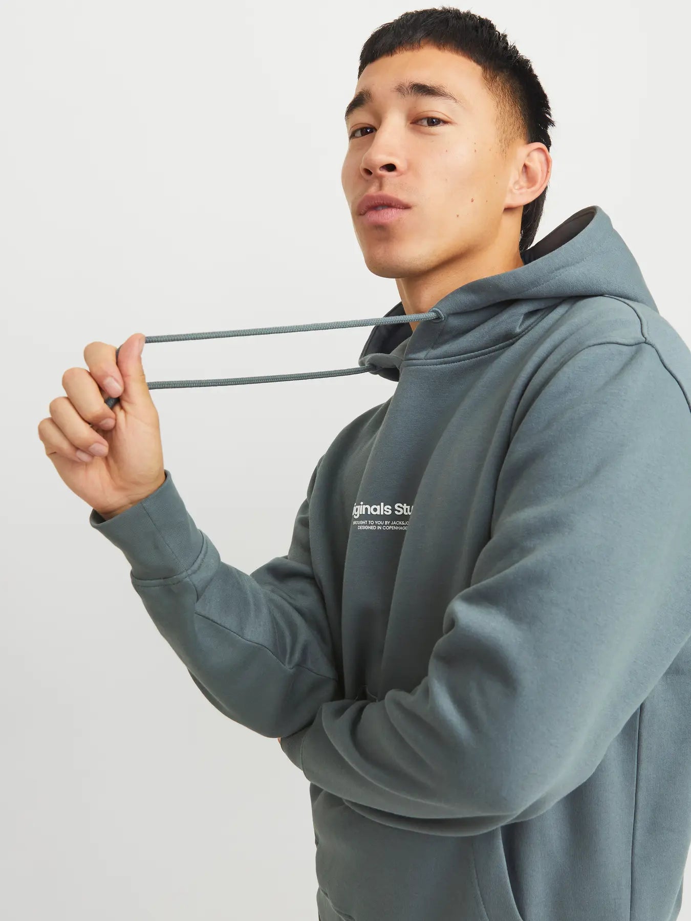 Vesterbro Sweat Stormy Weather Hoodie-Hood view