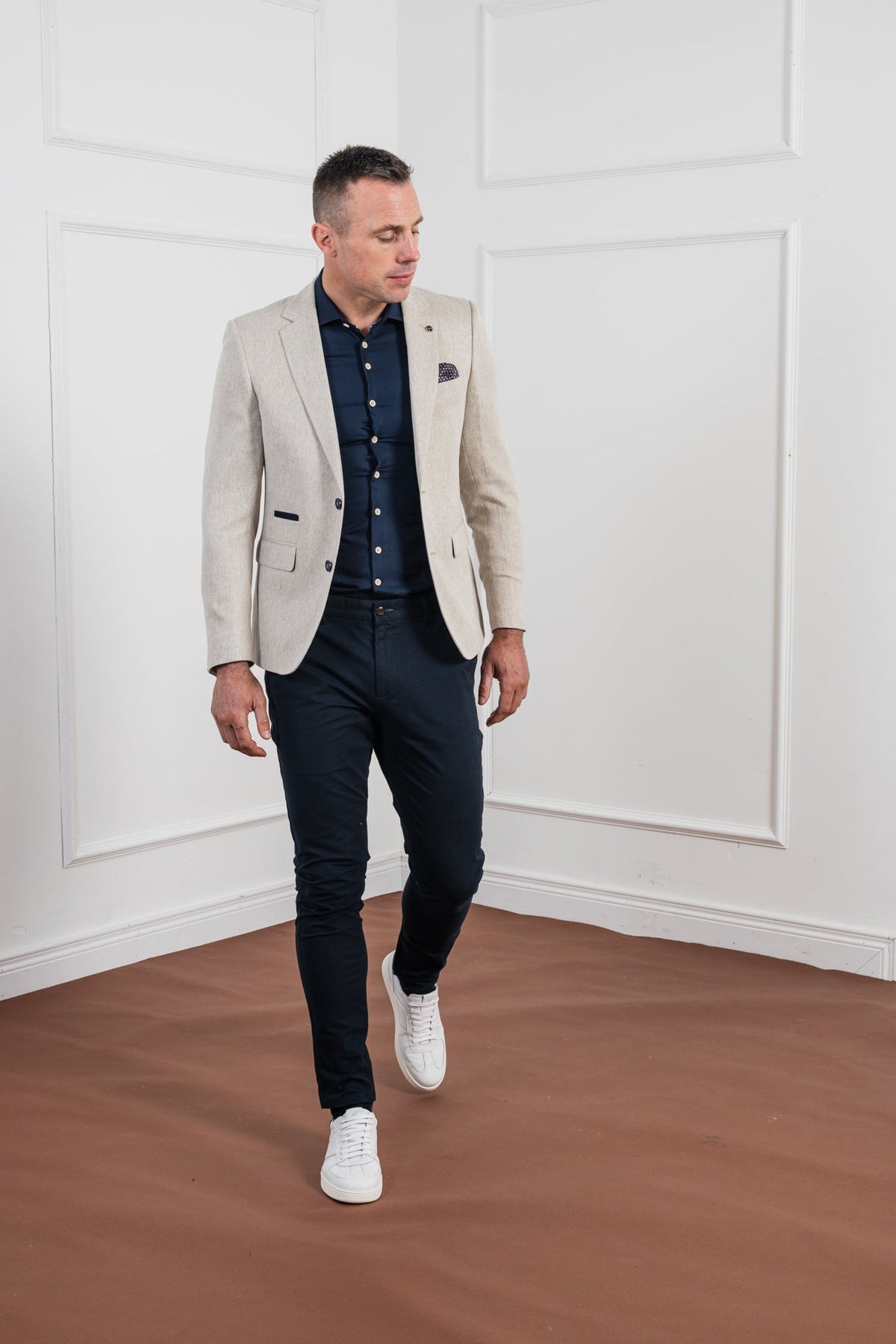 Men's Tommy Bowe Cocuzza Biscuit Blazer-Full Model View