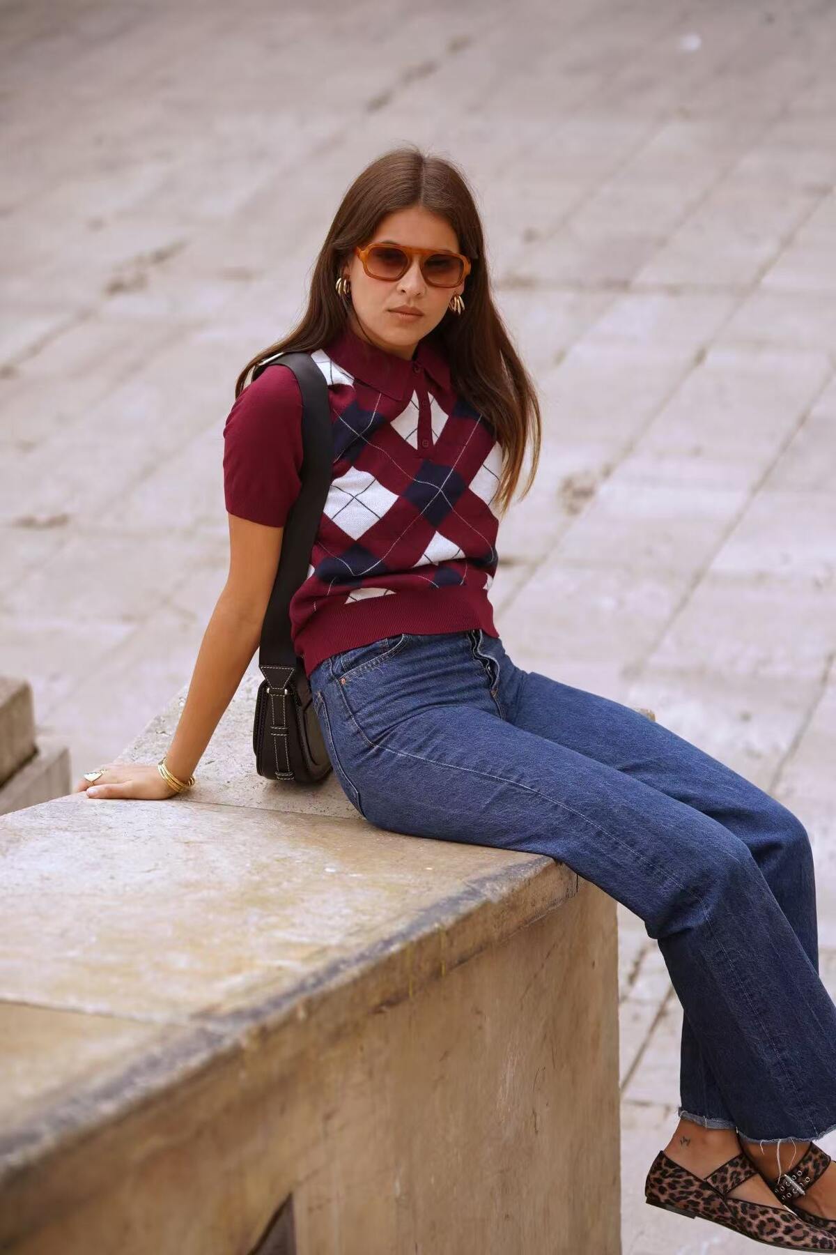 Paris Fashion Short Sleeve Burgundy Plaid Print Sweater Burgundy model front view