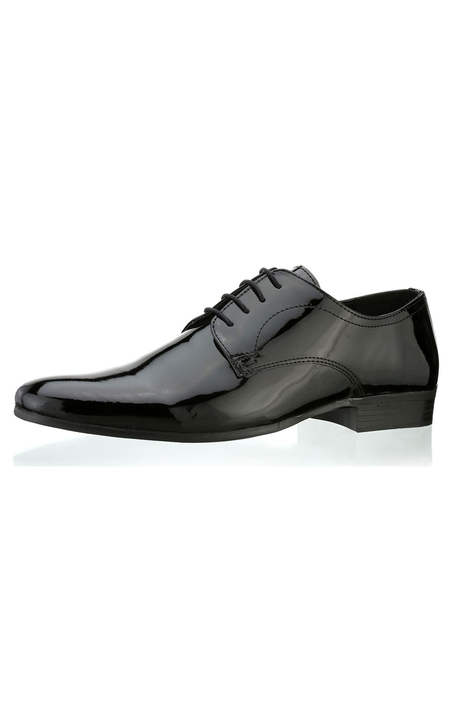 REDTAPE Southill Black Tuxedo Shoe BLACK model front view