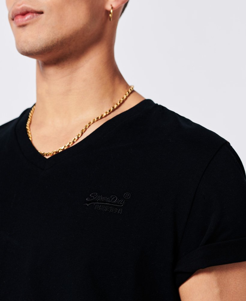 Men's Vintage Logo Emb Vee Tee Black-Chest Logo View