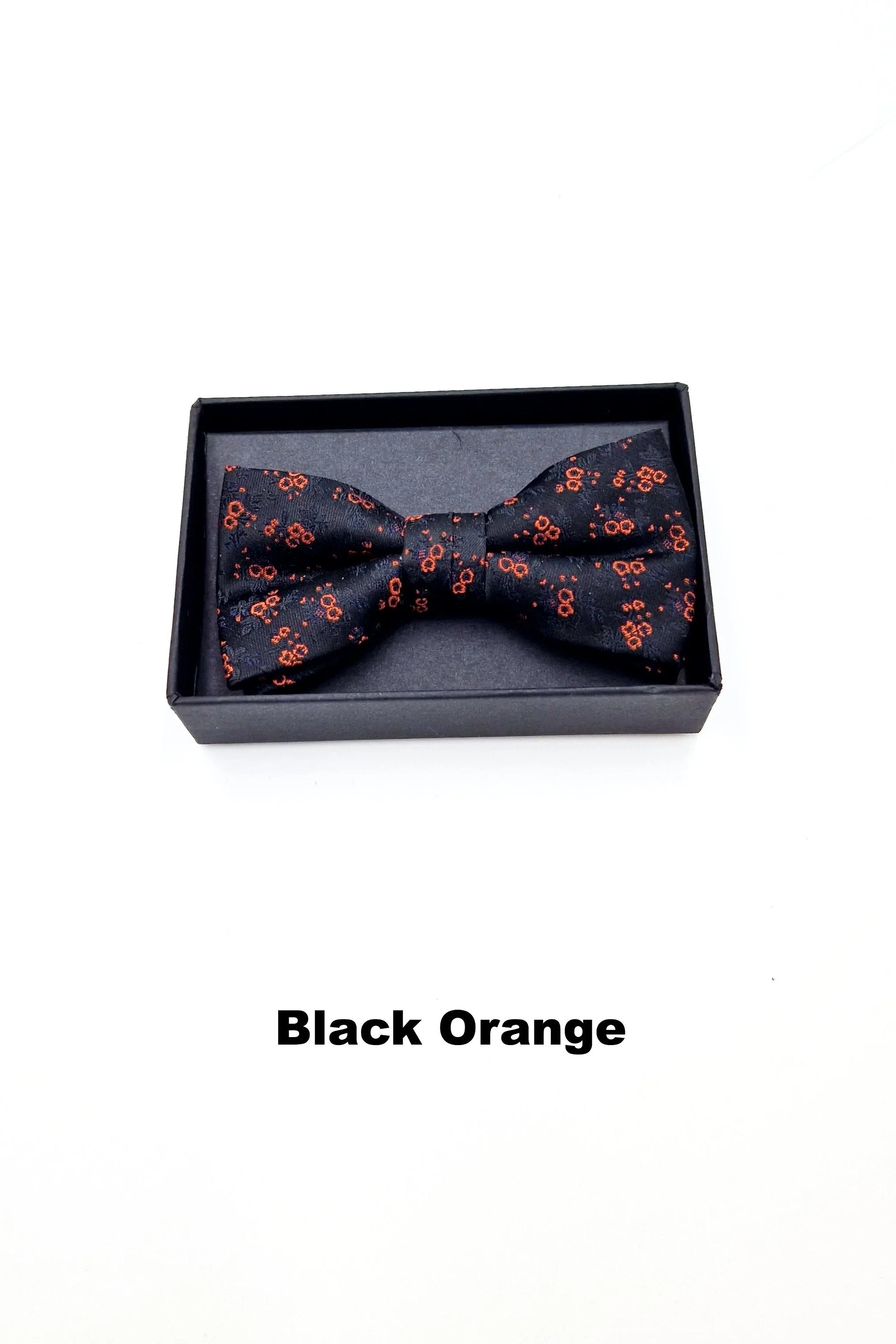 Zazzi Pattern Boys Boxed Bowtie & Pocket Square black orange
