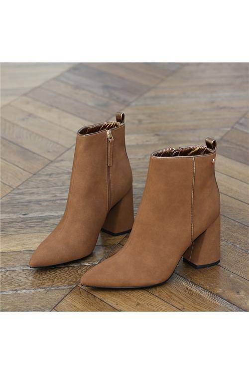 Women's Elva Tan Boot Front View