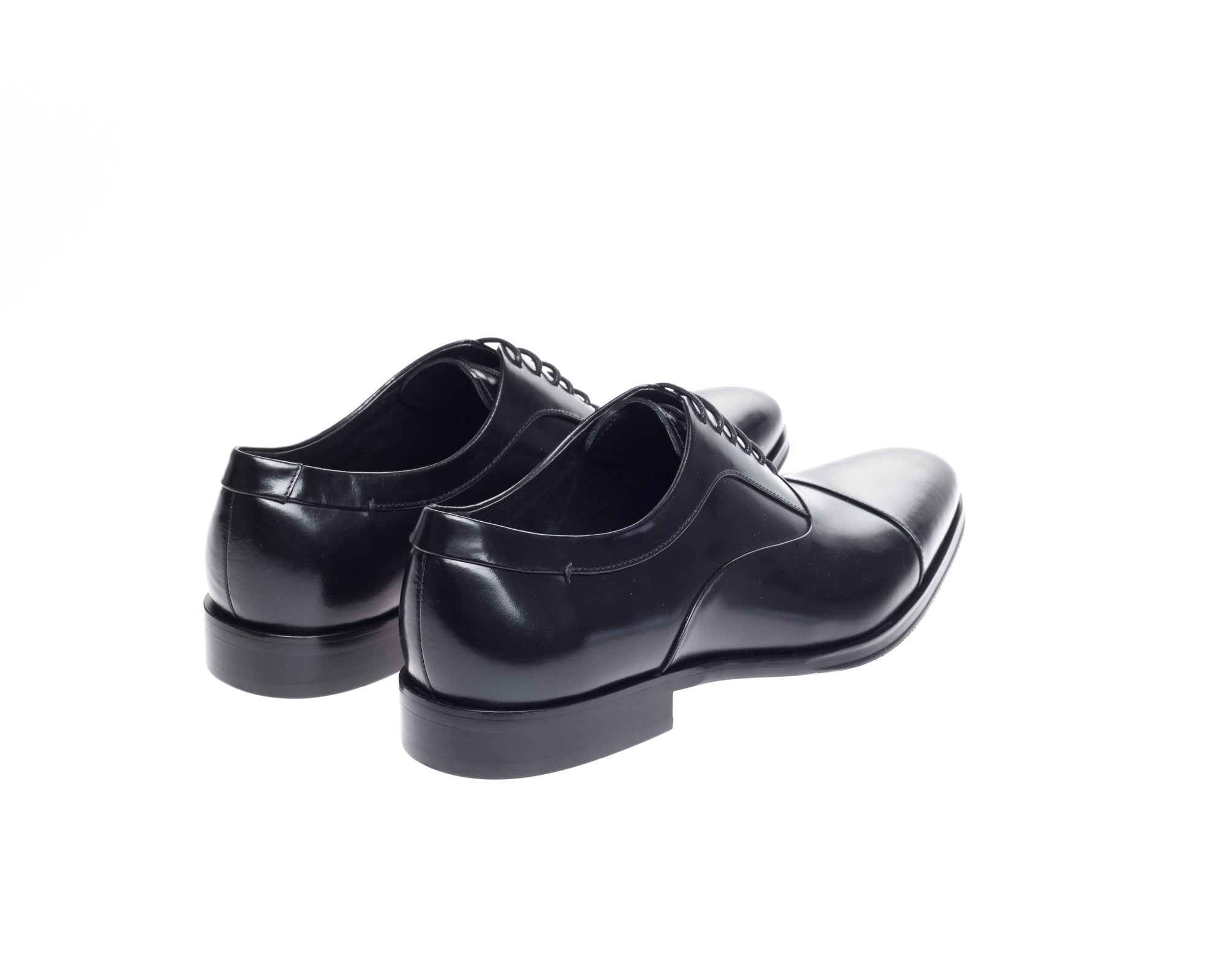 Guildhall Calf Shoe Black-Heel View