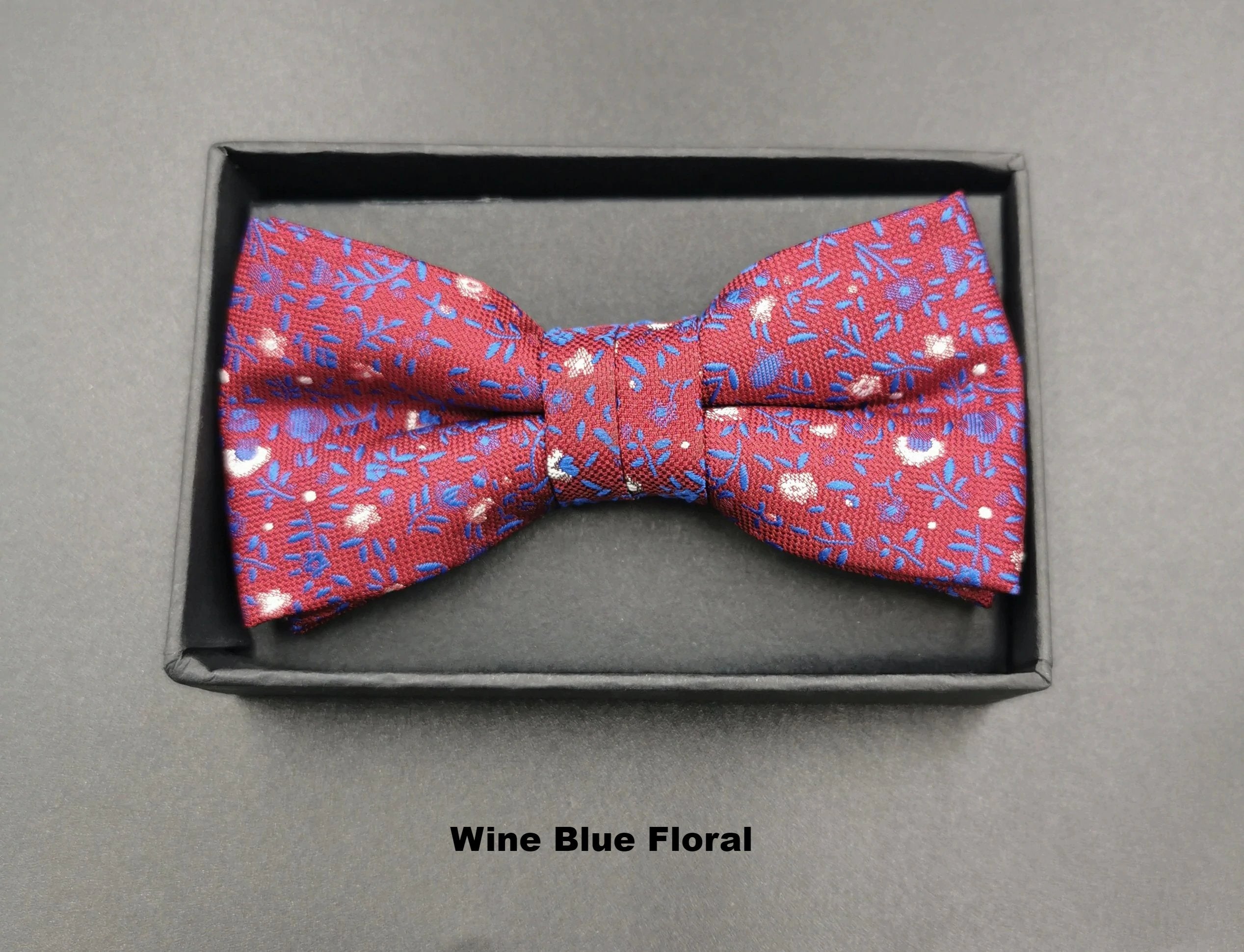 Zazzi Boxed Boy's Wine Blue Floral Bow & Pocket Square
