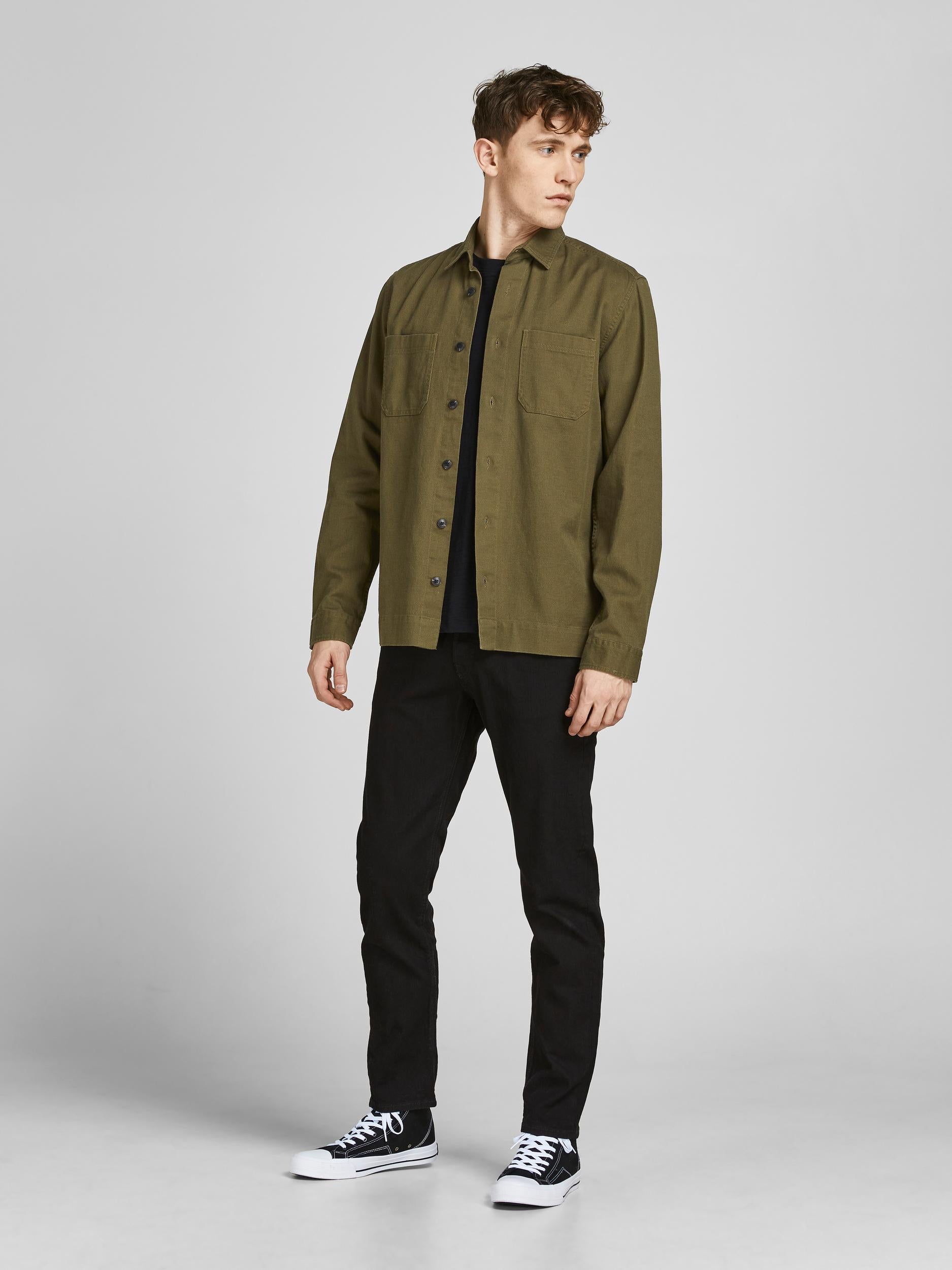 Logan Linen Overshirt L/S Olive Night - Model Full View