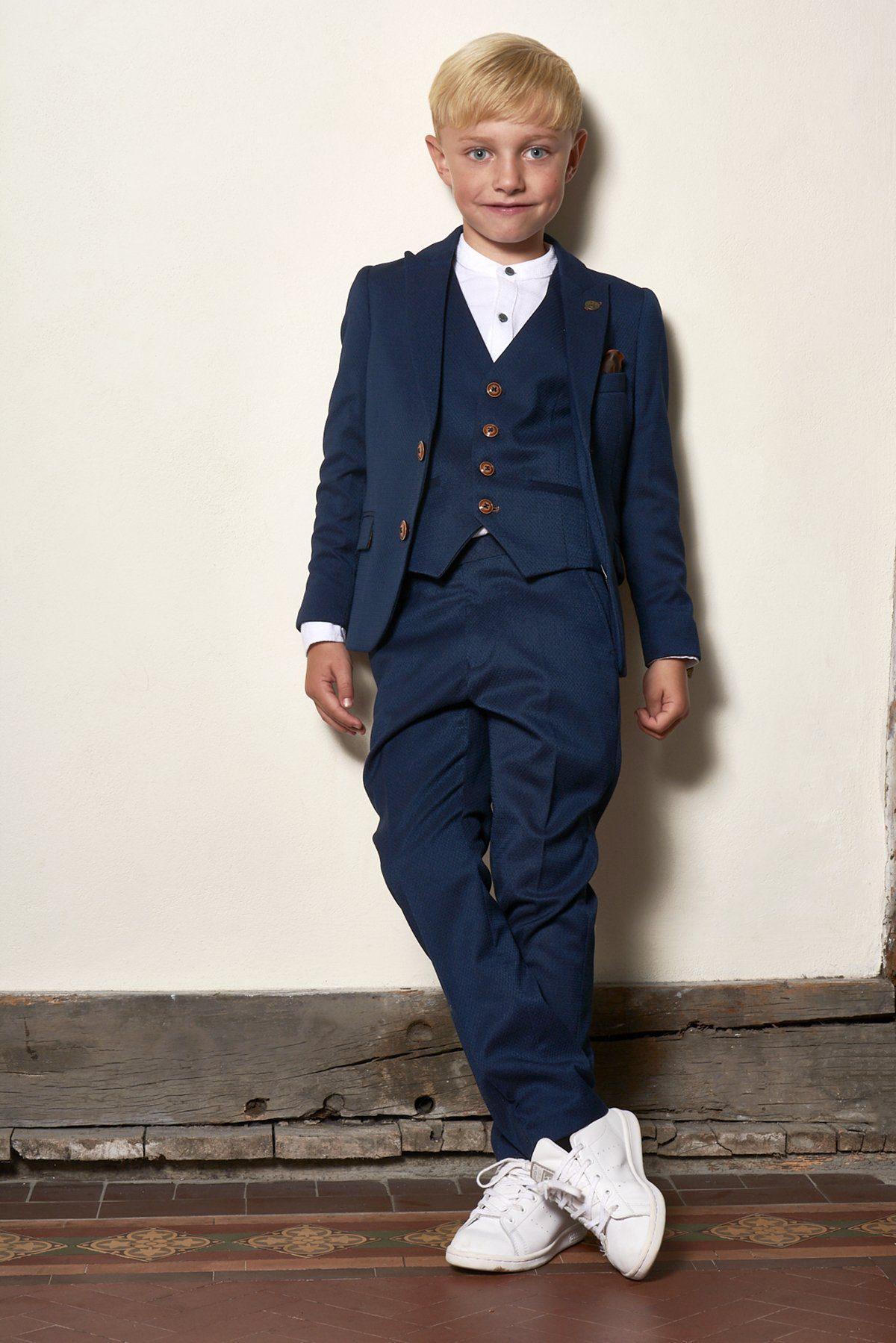 Front view of Max Royal boys 3 piece suit