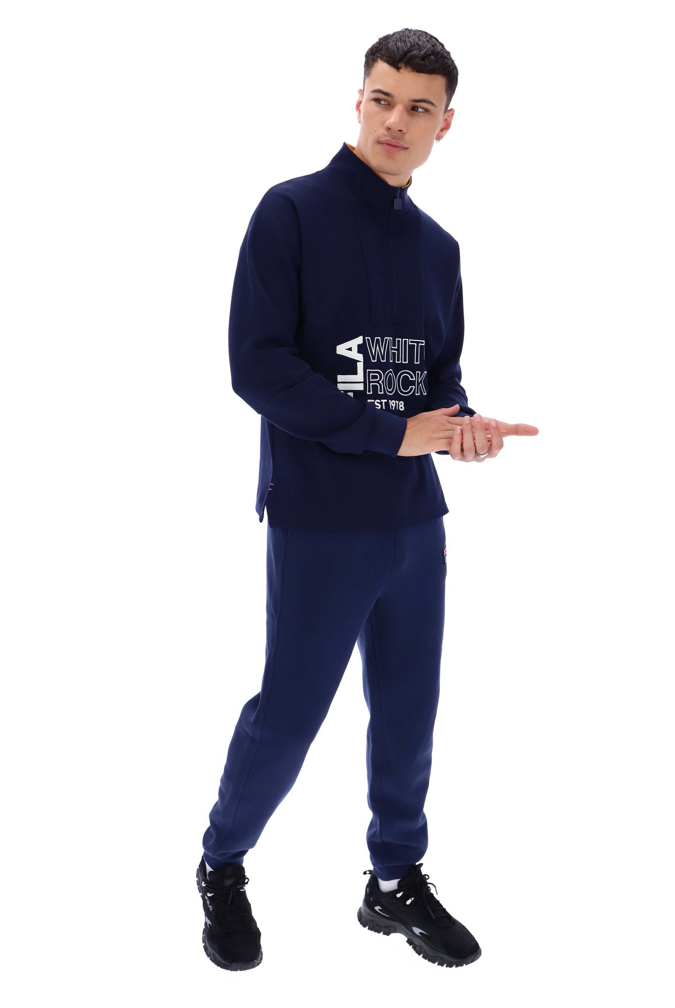 Piton Applique Emb Logo Zip side