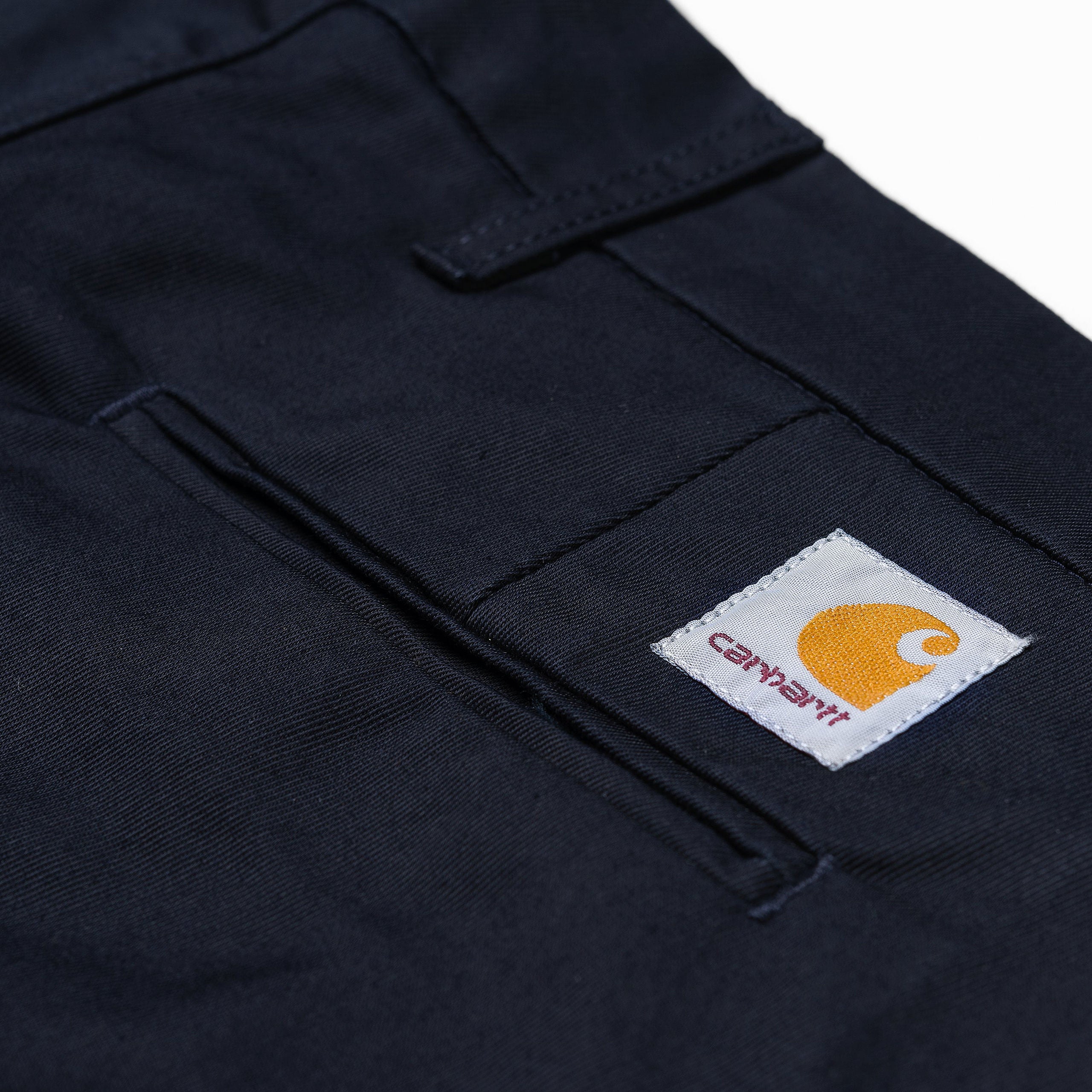 Carhartt WIP Sid Pant dark navy Carhartt label detail