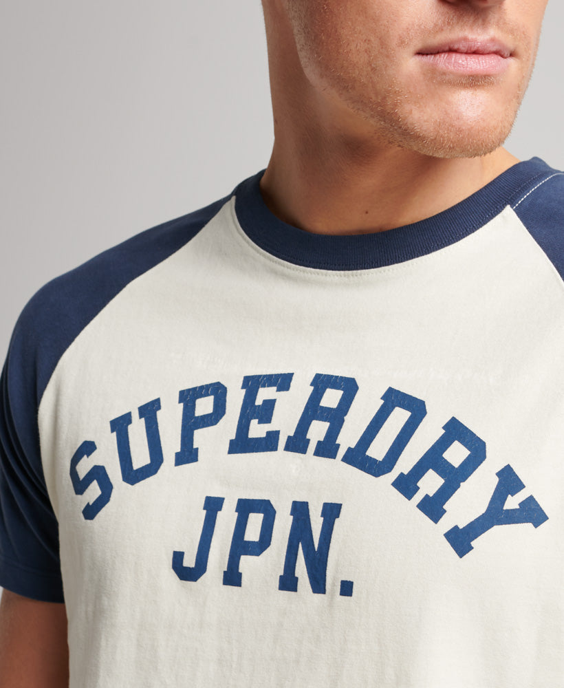 SUPERDRY Vintage Gym Ath Raglan Tee Navy/winter Cream Navy/Winter Cream detail view