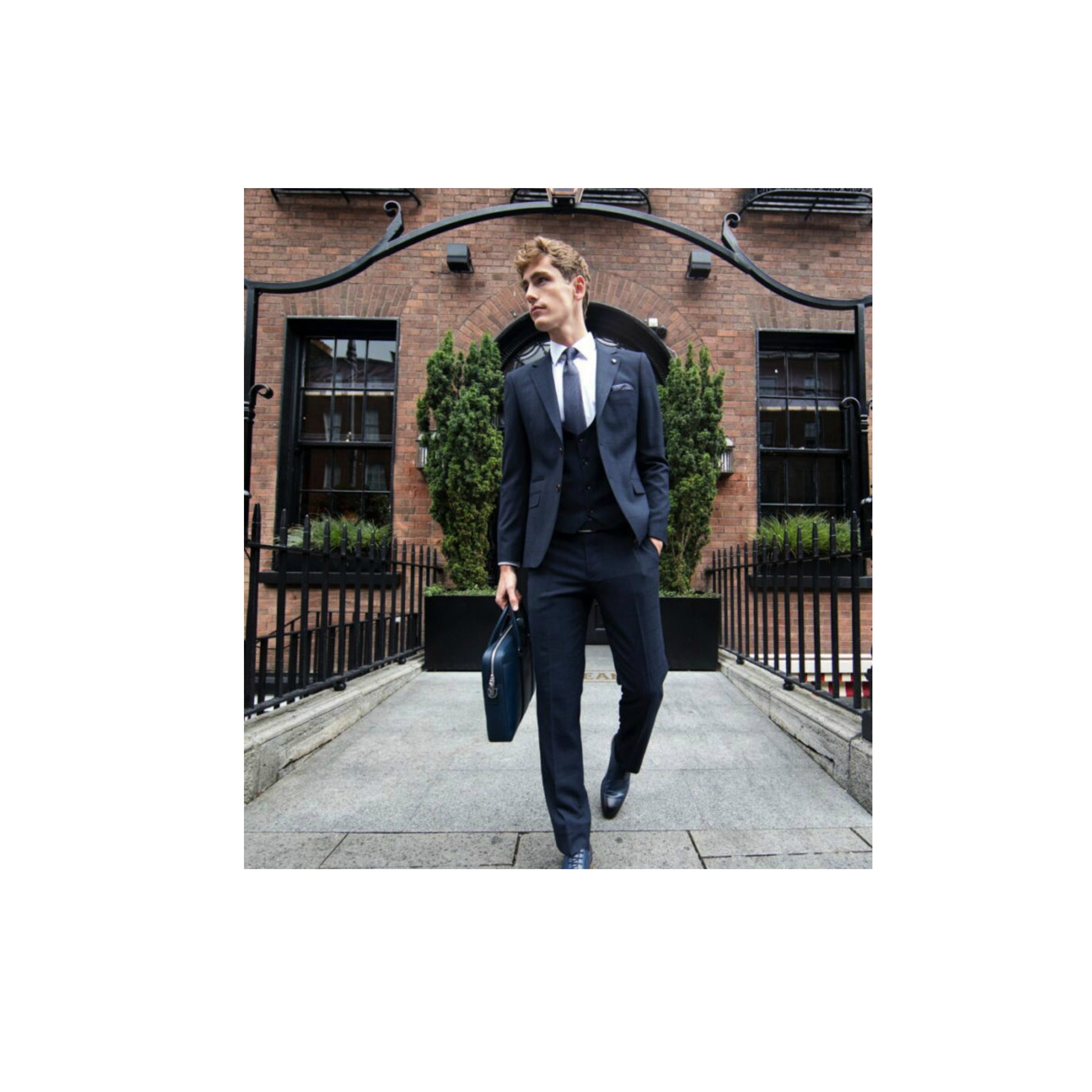 1 Suit, 5 Ways – Optimise Your Wears And Tears With Savvy Style Tips
