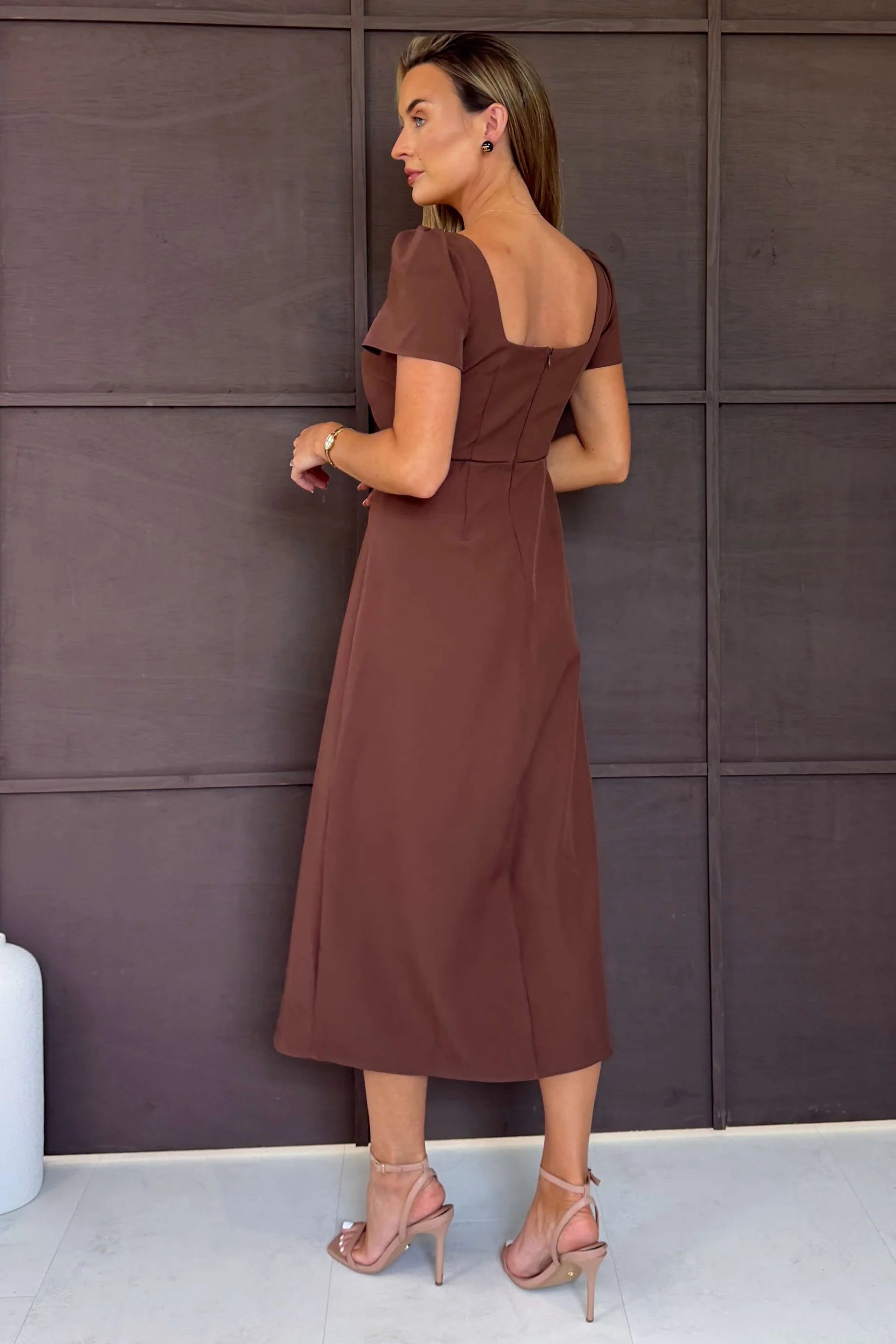 Girl In Mind Valentina brown midi dress, back model view with square back and short sleeves.