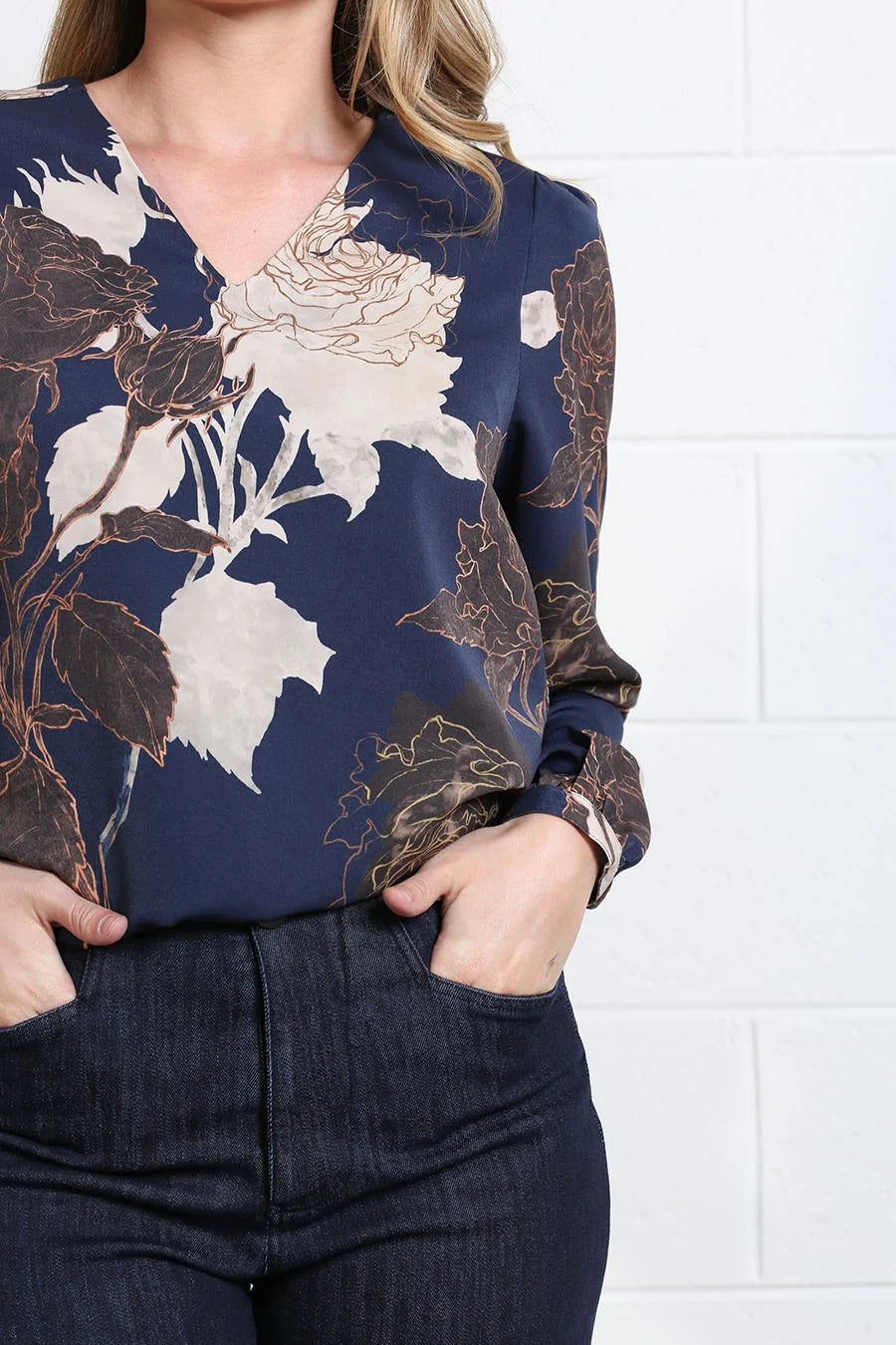 Rant & Rave Mia blue floral blouse detail with V-neck and long sleeve