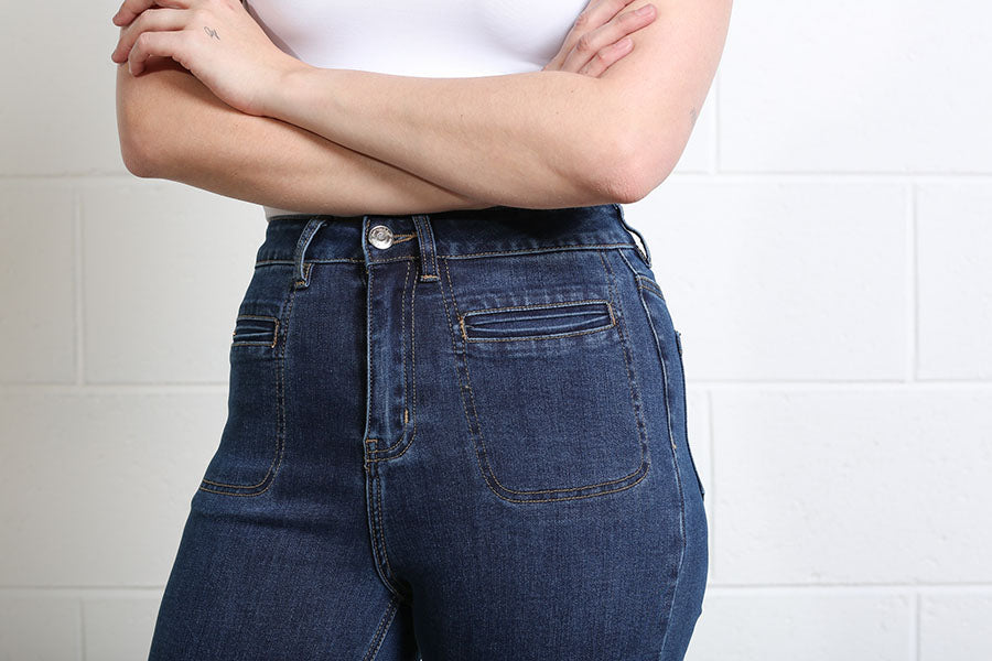 Rant & Rave Ada wide leg jean in Mid Ink, front pocket and waistband detail.