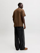 JACK & JONES Jjesoho Tee Crew Neck in Cocoa back model view