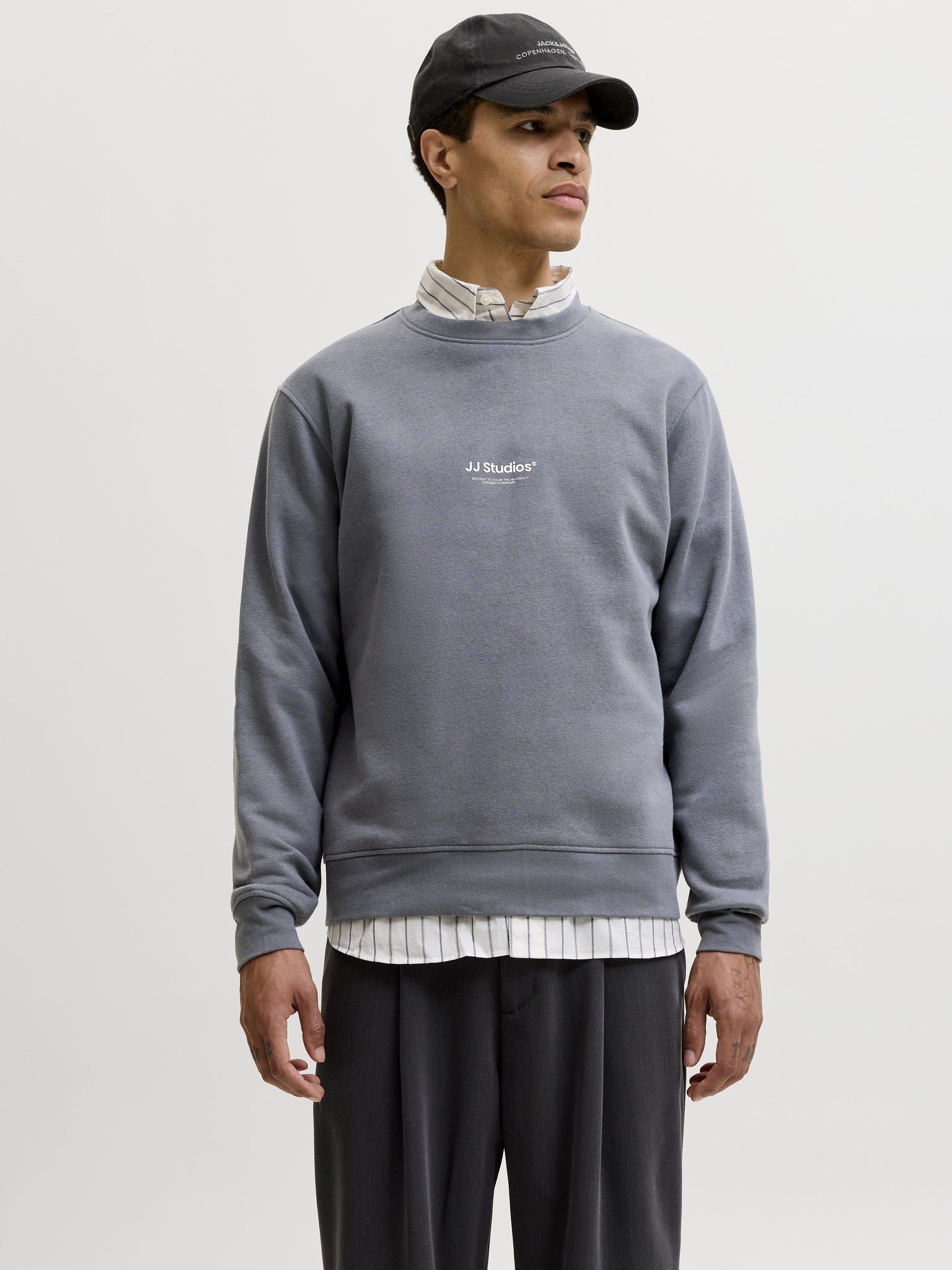 JACK & JONES Soho Sweatshirt Crew Neck in Turbulence full length view
