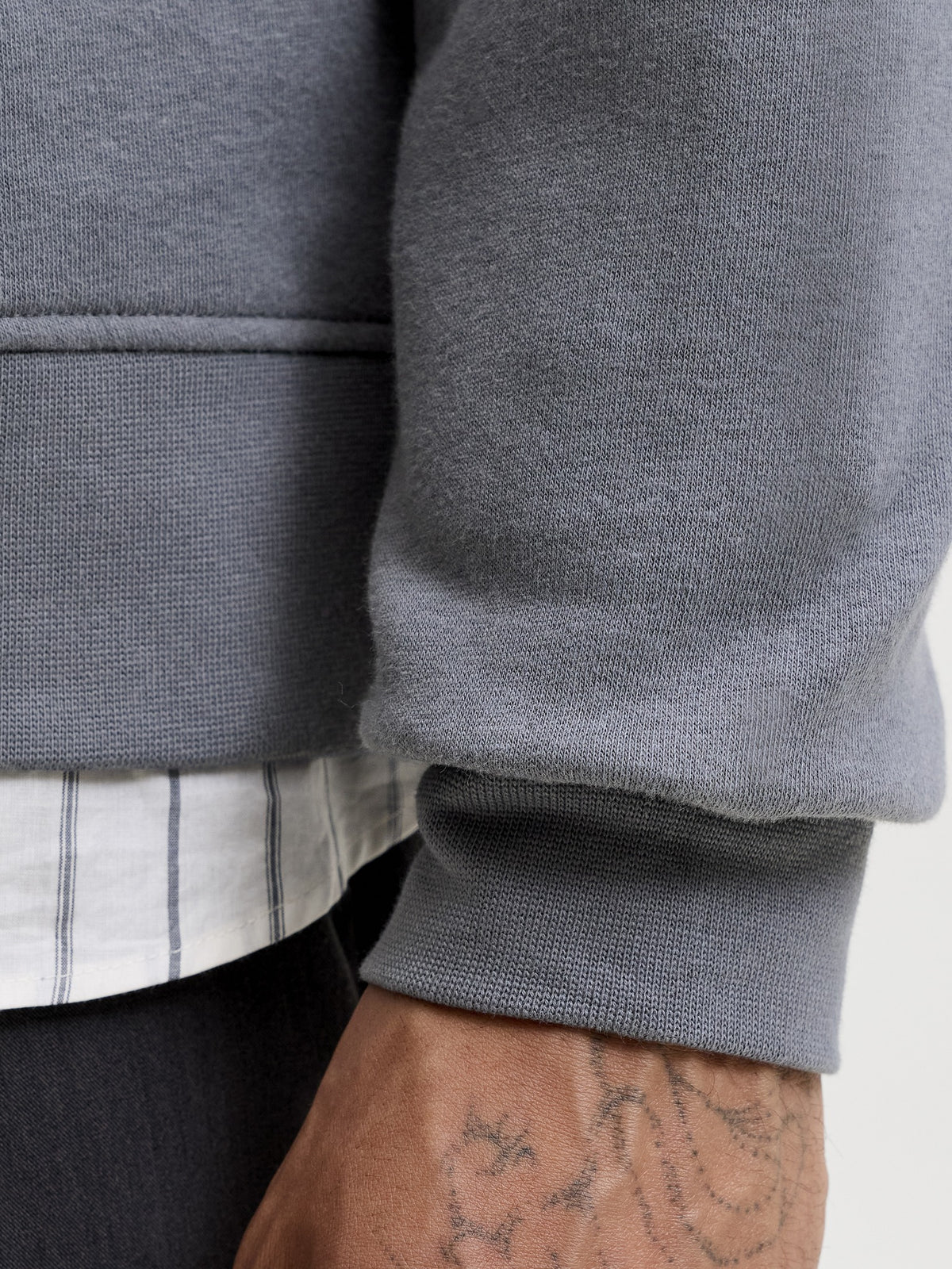 JACK & JONES Soho Sweatshirt Crew Neck in Turbulence cuff detail