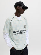 JACK JONES CORE Breeze Football Aop Mesh Tee -Omphalodes Omphalodes side view