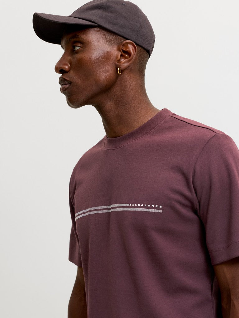 JACK & JONES Fusion Chest Brand Tee Crew in Fudge side model view