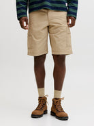 JACK & JONES Cole Matty Mid Cargo Short -Crockery CROCKERY front view