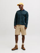 JACK & JONES Cole Matty Mid Cargo Short -Crockery CROCKERY model front view