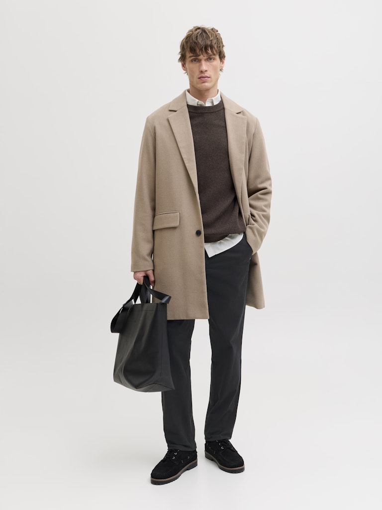 JACK & JONES Ollie Vance Chino - Black BLACK model front view