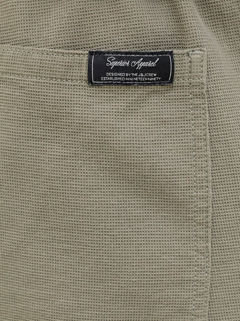 JACK & JONES Jaiden Waffle Resort Short in Vetiver textured fabric detail