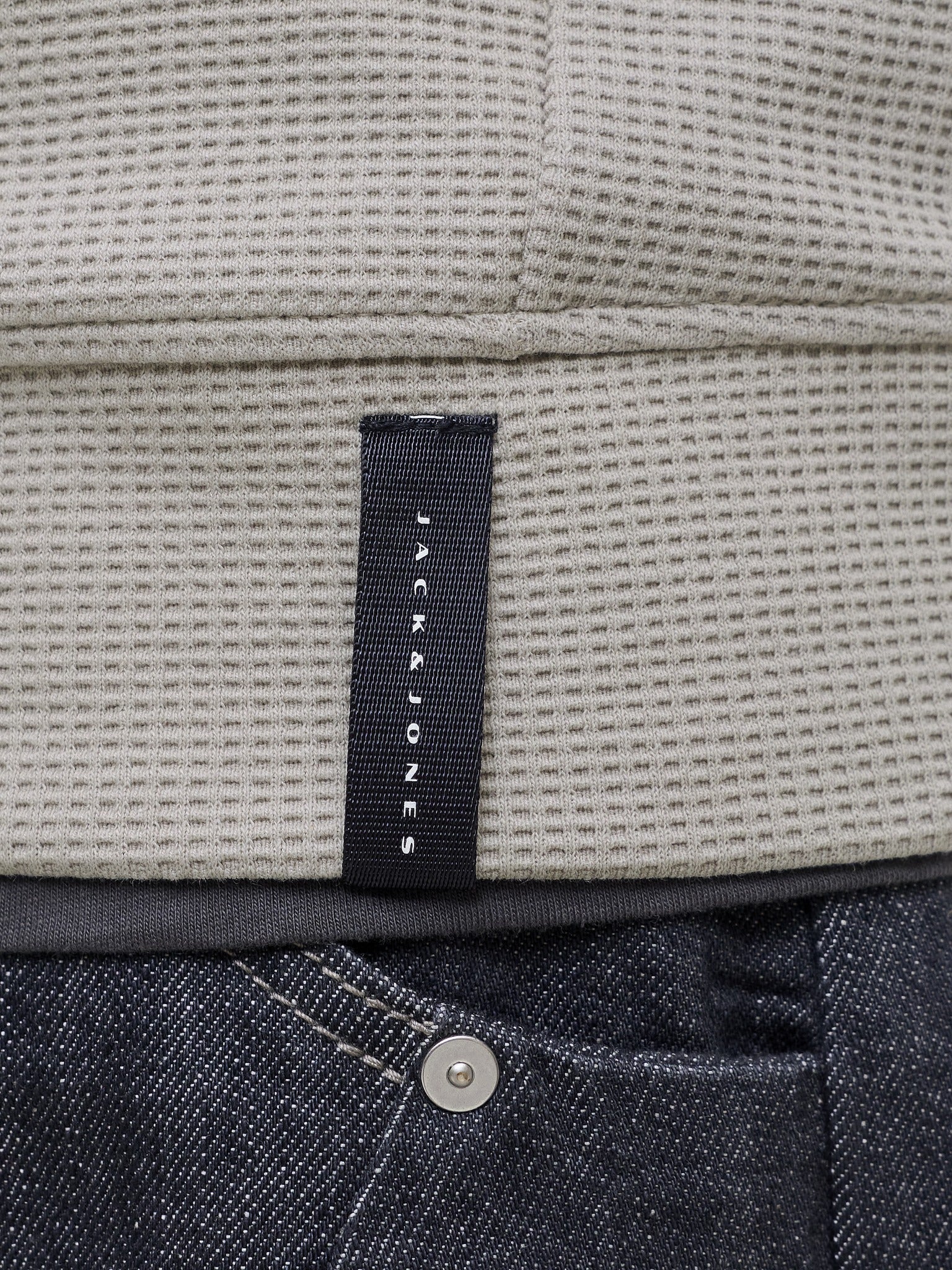 JACK & JONES Fusion Waffle Brand Sweatshirt Crew Neck in Dove textured fabric detail