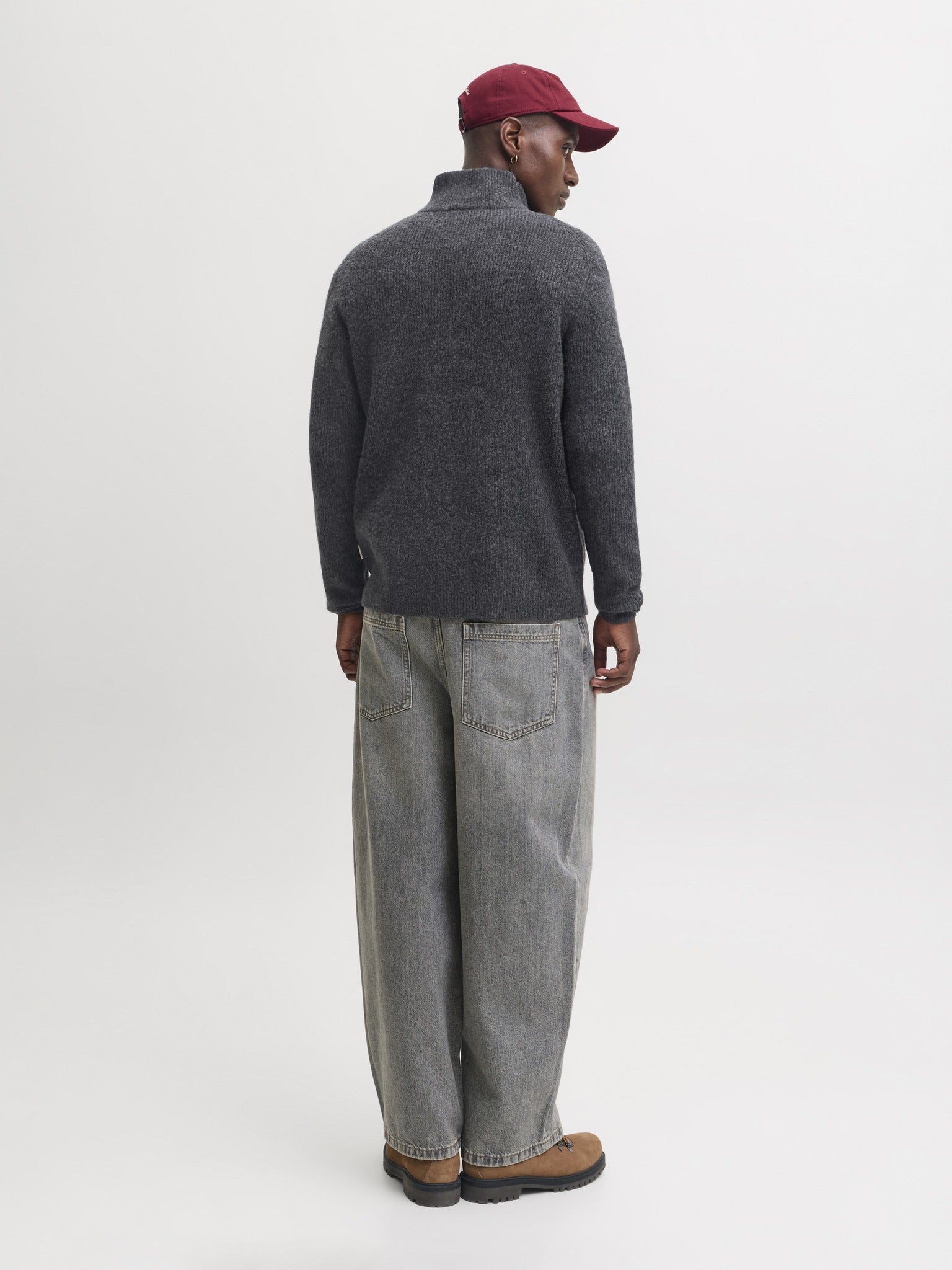 JACK & JONES Frederiksberg Ollie Knit Half Zip in Black back model view