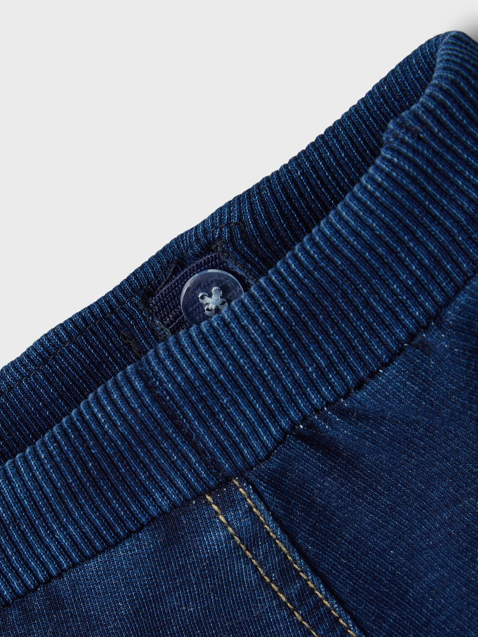 NAME IT Ben Round Sweat Jeans in Dark Blue Denim waistband detail