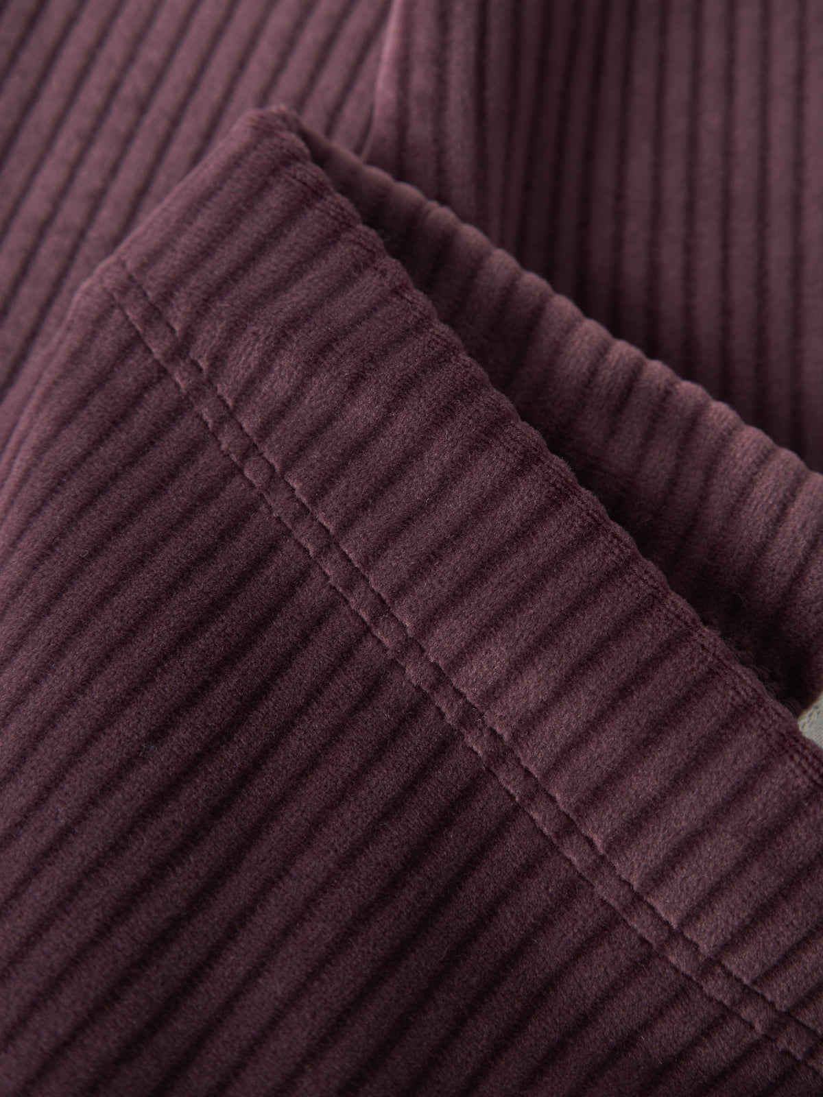 NAME IT Veloa Girls’ Ribbed Velour Leggings in Catawba Grape, ribbed velour fabric and waistband detail