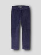 NAME IT Veloa Girls’ Ribbed Velour Leggings in Evening Blue, front view on a grey background