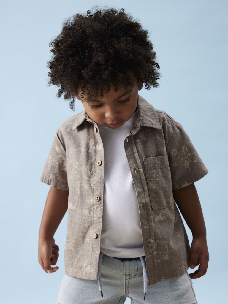NAME IT Hestern short sleeve shirt in chestnut, front view