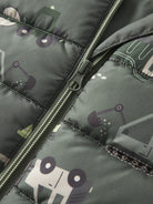 NAME IT Mylane Vest in Laurel Wreath zip detail