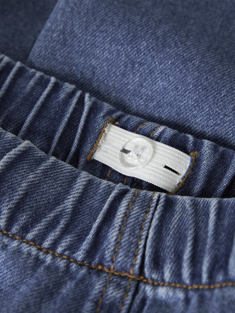 NAME IT Rose WIDE PULL UP JEANS 4446- medium blue denim waistband detail with button adjustment