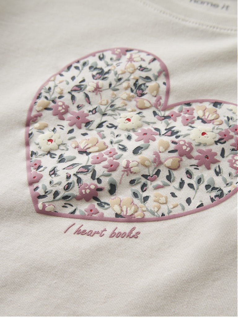 NAME IT Kiwi Top Antique White close up view