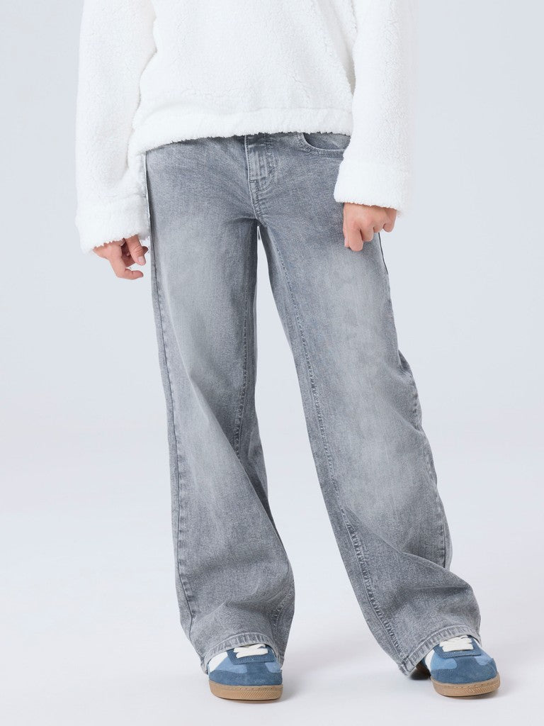 NAME IT Rose Wide Jeans Tb in Medium Grey Denim front model view