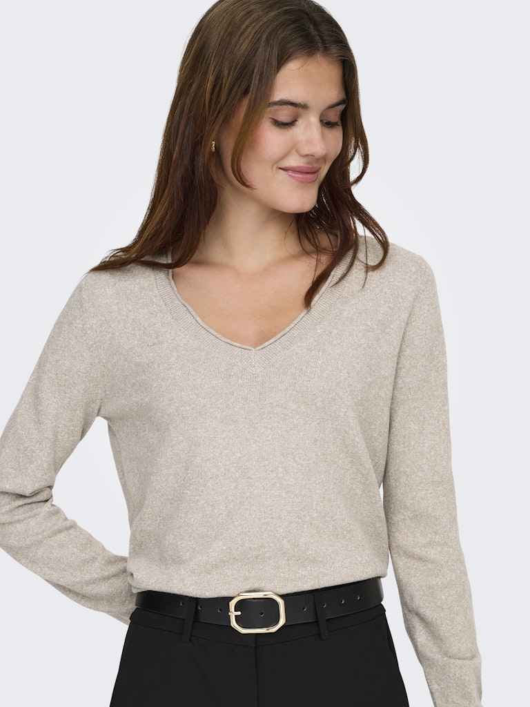 ONLY Loyal v-neck Pullover Knit in Beige Melange v-neck detail