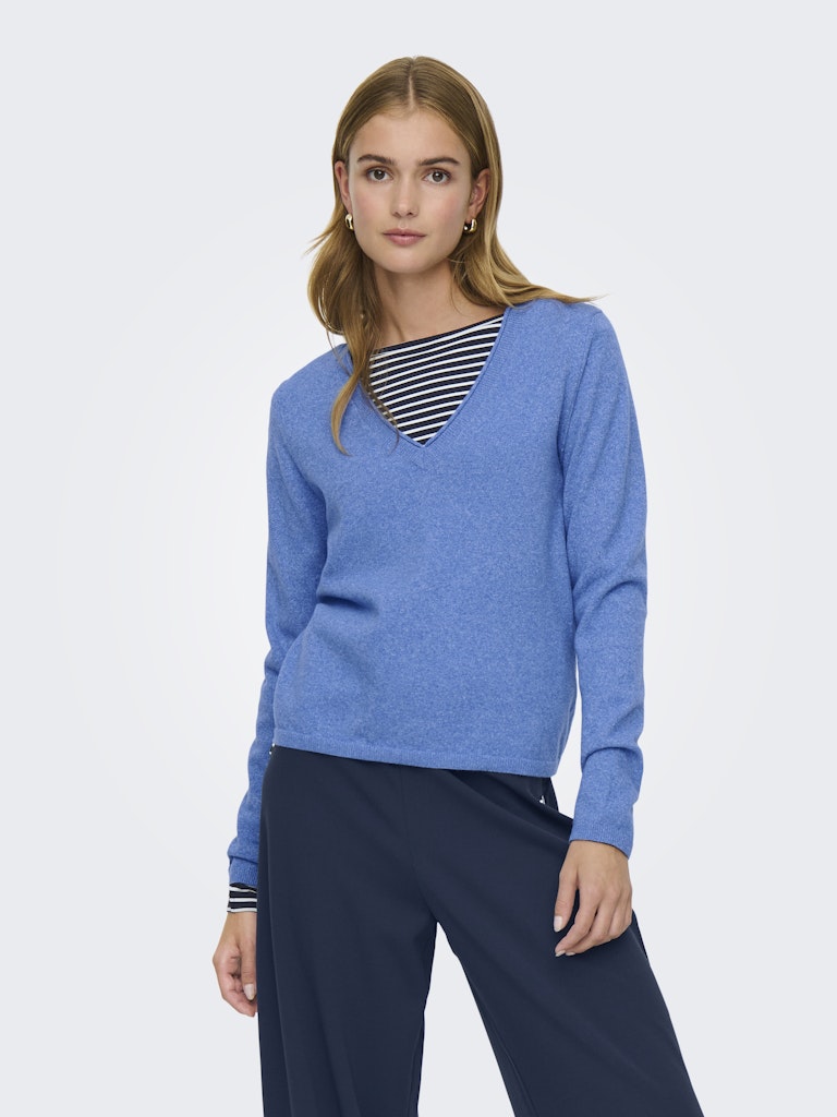 ONLY Loyal V - neck Pullo Knt in Ultramarine Melange front model view