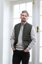 Men's Andy Khaki Gilet-Closer View of the front