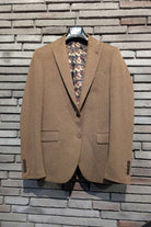 Front View of the Tan Tom Penn Blazer
