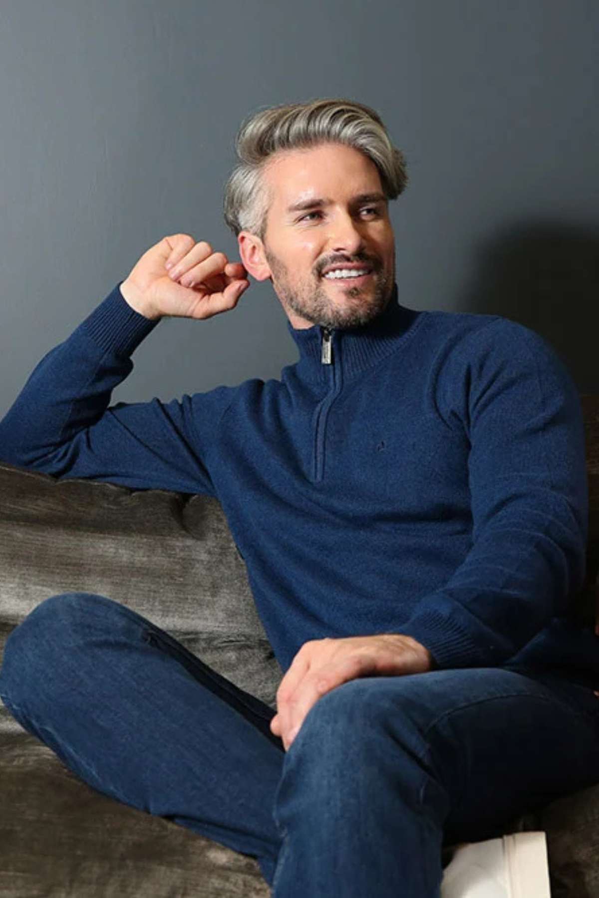 Men's Justin Blue Melange Half Zip-Closer Front View