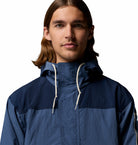 Columbia Mens Challenger Windbreaker Anorak in Dark Mountain, hood and upper front detail