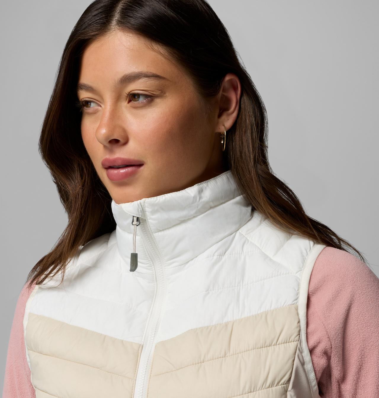 Womens Powder Pass™ Iii Hybrid Vest-Dark Stone  Sea-Zip Fastening View