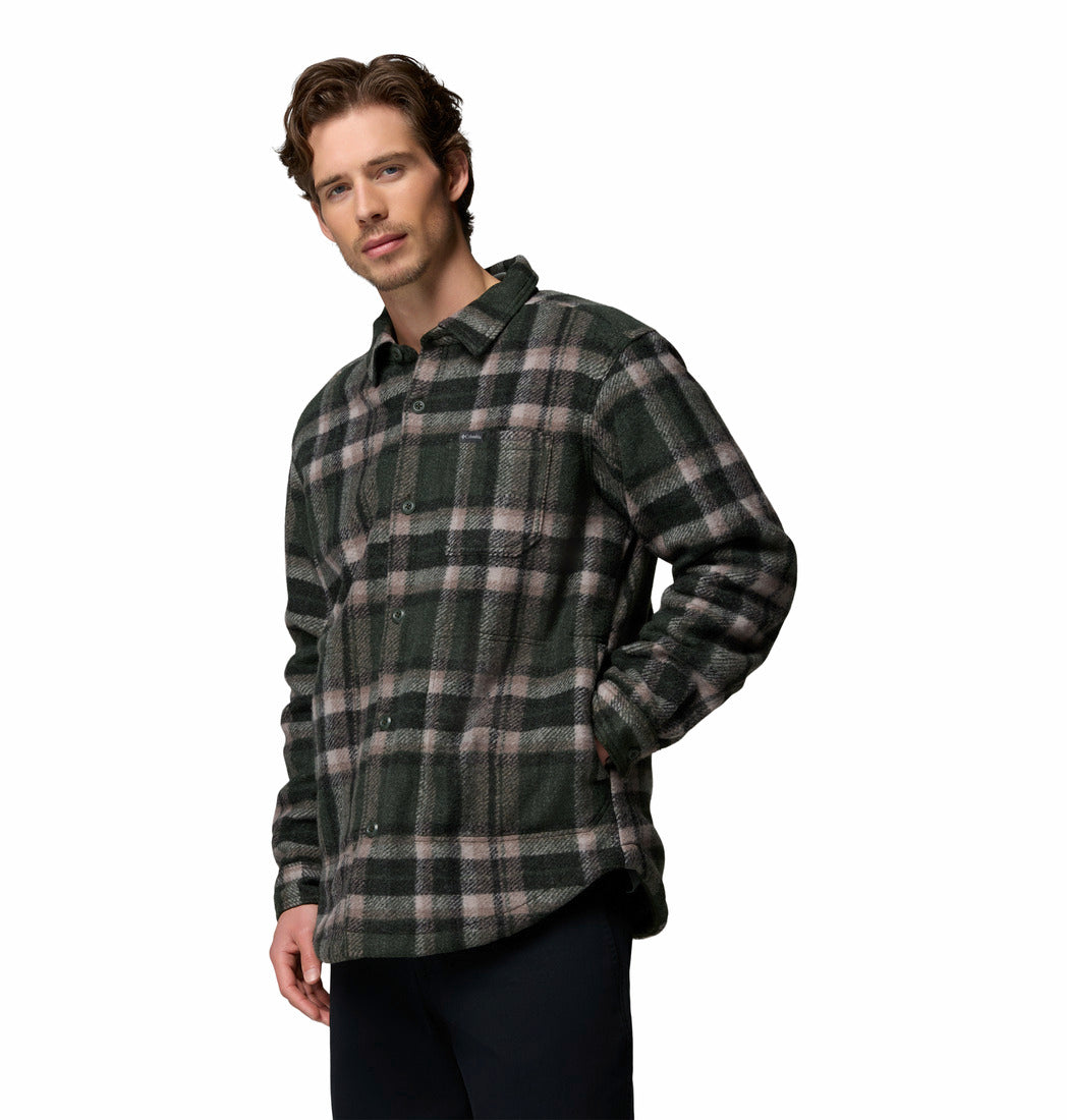 Columbia Mens Hunter Arch shirt jacket in Greenscape Trac plaid, angled model view